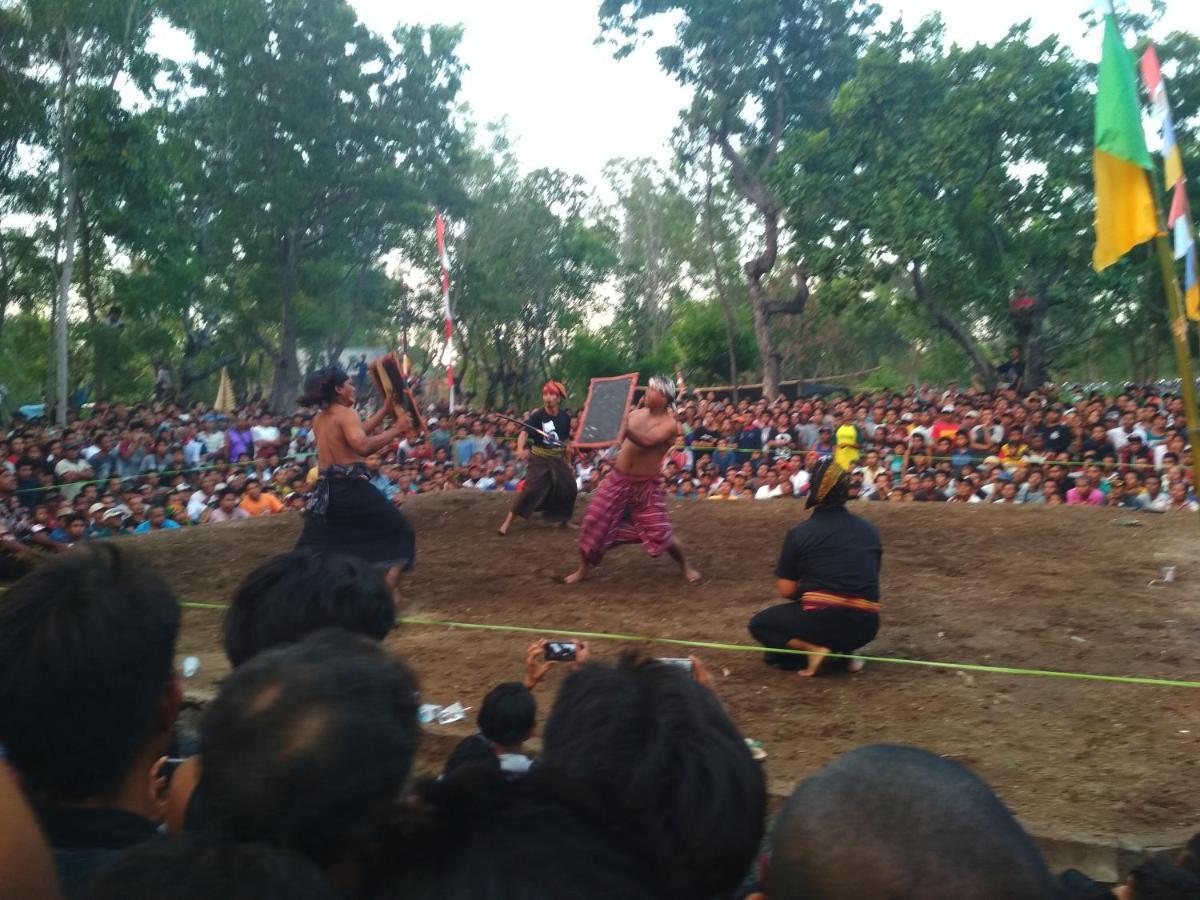 Budaya Kaki Rinjani Senaru Buitenkant foto